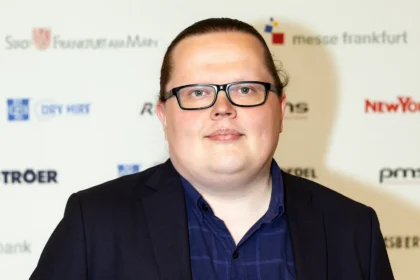 Angelo Kelly Krankheit – Hintergründe, Gerüchte und die Wahrheit